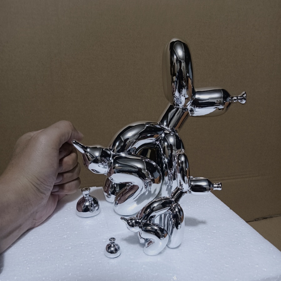 Modern Art Squat Balloon Dog A - Resin Art With Wood ulasan dan harga